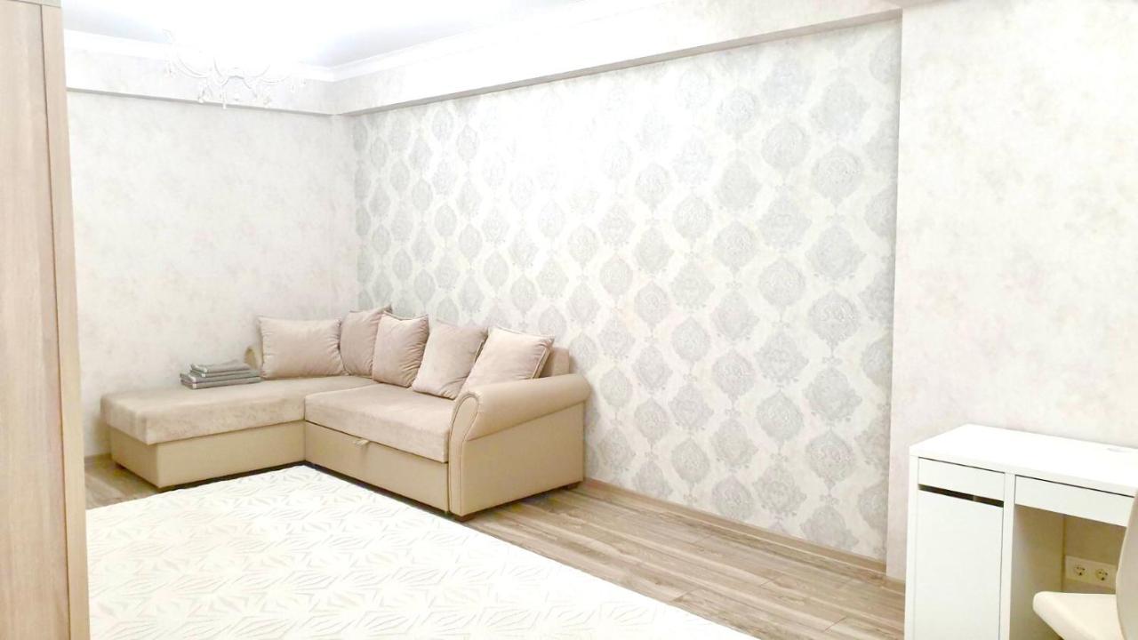 Center Apartment On Albisoara Street Кишинёв Экстерьер фото