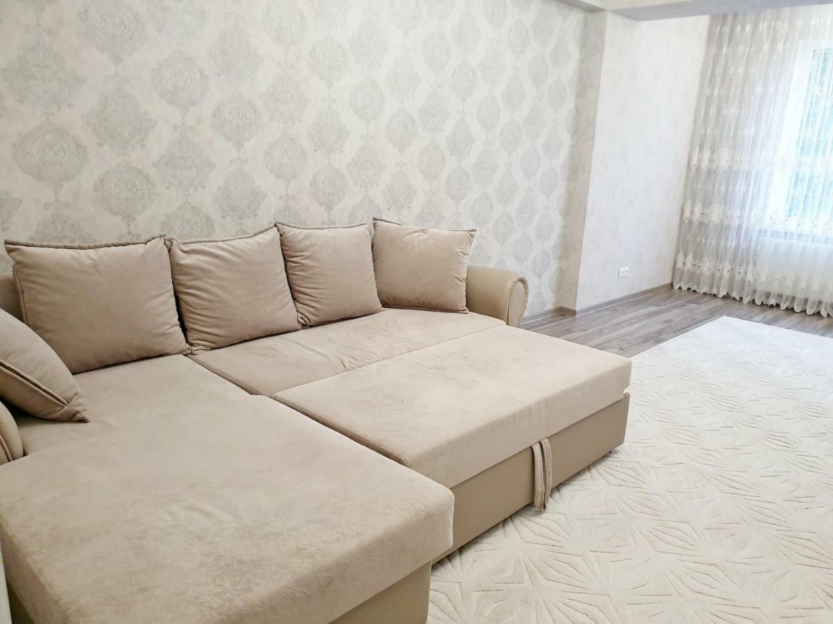Center Apartment On Albisoara Street Кишинёв Экстерьер фото